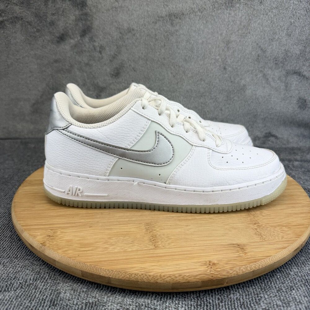 Nike Air Force 1 Low Shoes Boys Size 6.5Y White Casual Sneakers FV3981-100